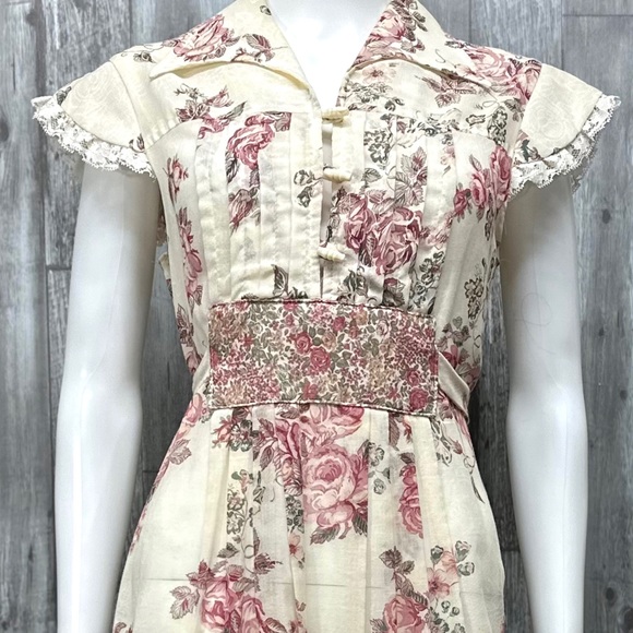 1970’s Vintage Cabbage Rose Cotton Dress [M12] - Picture 9 of 16